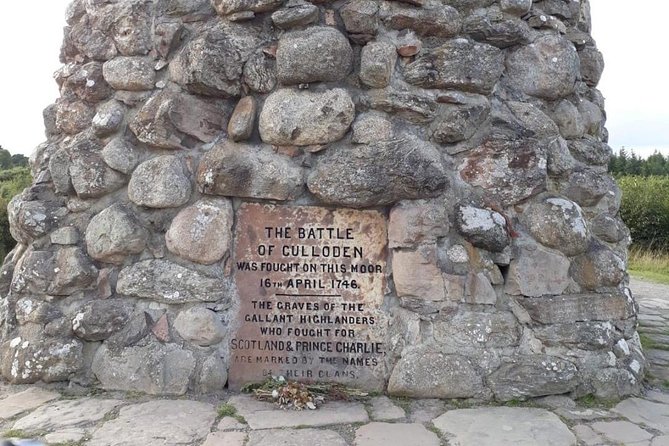 Cawdor Castle, Inverness, Culloden, Outlander and Loch Ness Tour - Culloden Battlefield and Clava Cairns: where the day starts with meaning