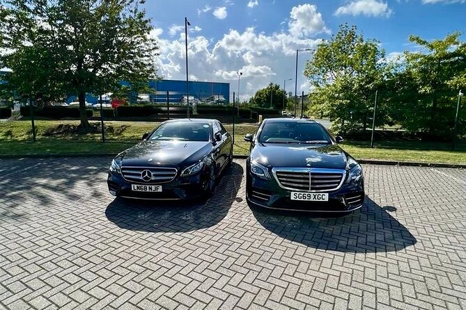 Chauffeur limo Services Heathrow Airport To/From anyLondon Hotel - The ride experience in a Mercedes E class or V class