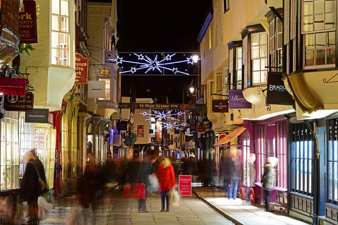 Christmas Guided Walking Tour in York - Saturnalia to modern December: the Roman festival connection