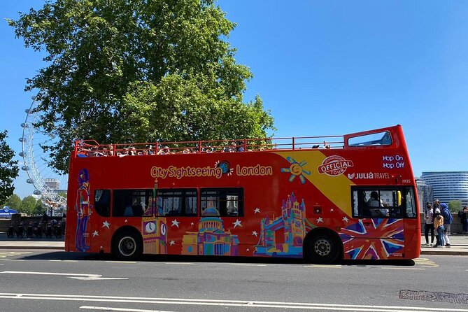City Sightseeing London Hop-On Hop-Off Bus Tour & Bookable Extras - Timing, frequency, and the reality of crowds