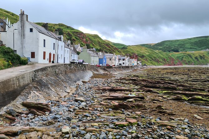 Coastal Villages of Aberdeenshire - Bullers of Buchan: The Collapsed Sea Cave and Seabird Watching in One Stop
