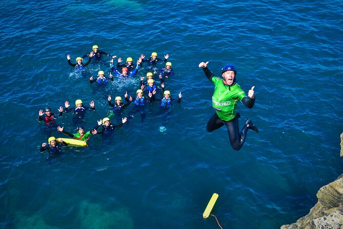 Coasteering Experience in Newquay - Safety and guidance you can feel in the moment