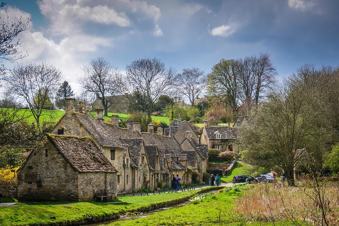 Cotswolds Small Group Tour from London - Leaving London for the Cotswolds, without the stress