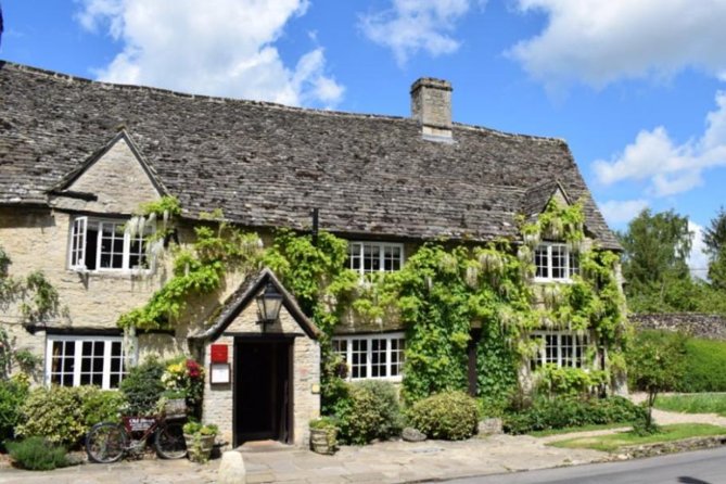 Cotswolds Villages Full-Day Small-Group Tour from Oxford - Bourton-on-the-Water: where the time becomes lunch, shops, and wandering