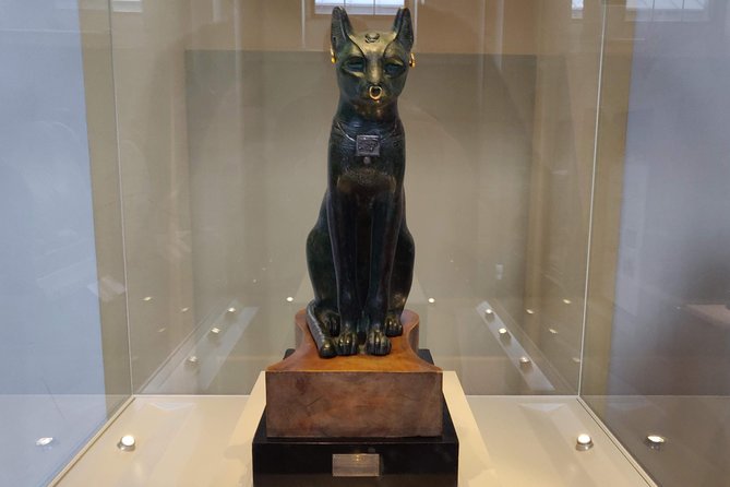 Crash course in archaeology at the British Museum - A practical note on standing, chairs, and energy