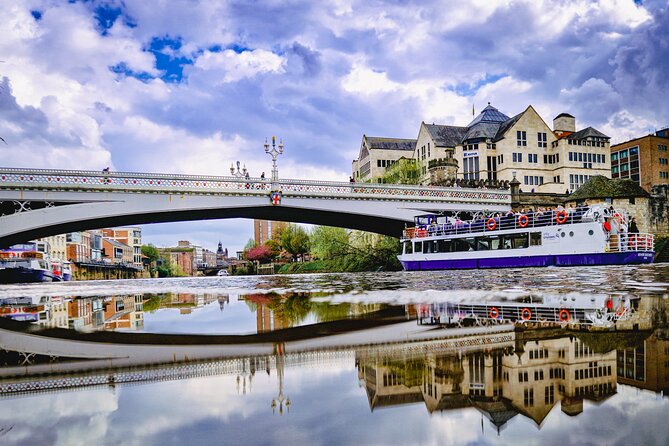 Daytime Sightseeing Boat Cruise in York - Open-Air Deck vs Inside: Comfort Is Part of the Value