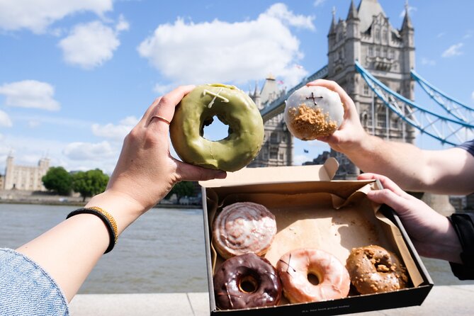 Delicious Doughnuts & Tea: Small-Group Borough Market Experience - How the guides shape the experience