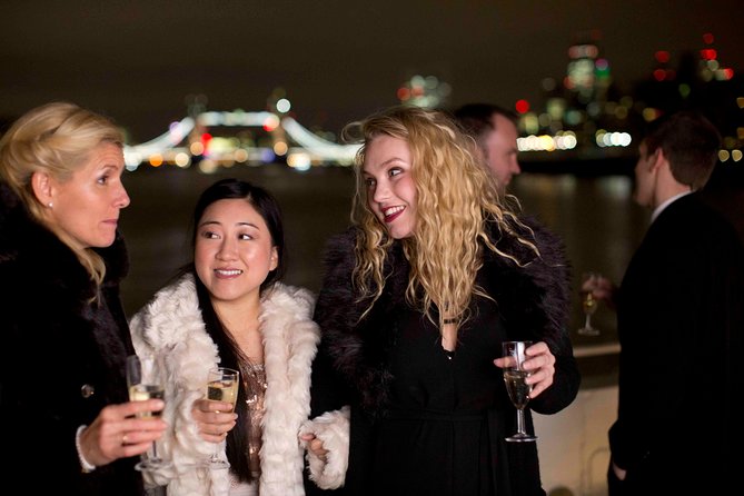 Dinner and Jazz Cruise on the River Thames - The Tower stretch: where the river feels closest to history