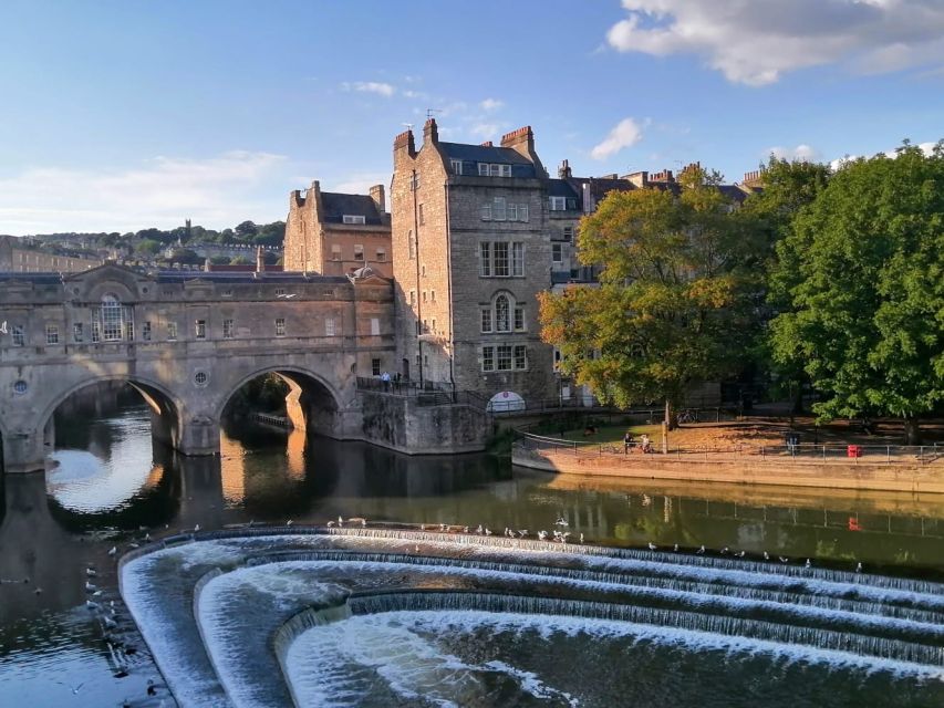 Discover Bath and Bridgerton with Music - Pulteney Bridge: A Location That Feels Like the Scene