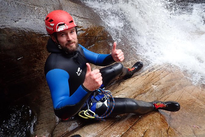 Discover Canyoning at Bruar Falls - The Canyoning Company stop: when coaching turns nerves into action