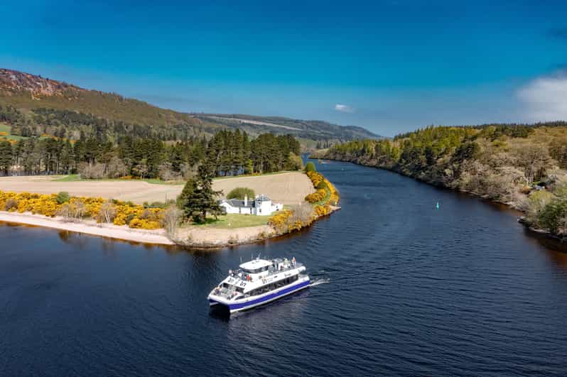 Dochgarroch: Caledonian Canal and Loch Ness 50min Cruise - Practical details: parking at An-Talla, what to wear, and timing from Inverness