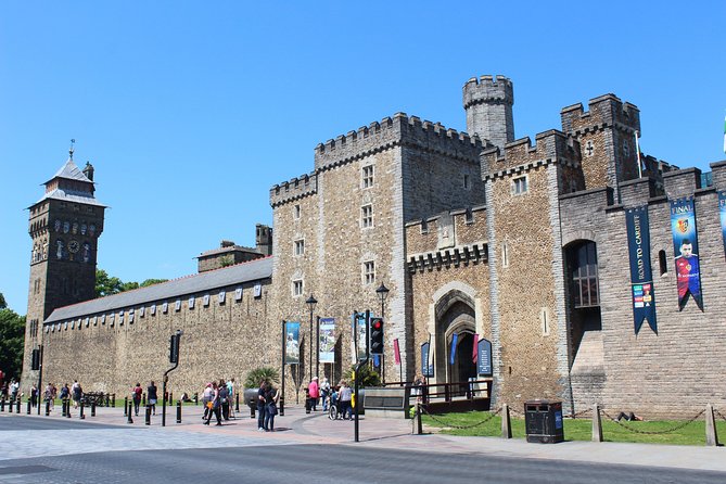 Doctor Who Cardiff City Walking Tour - The 30-minute Cardiff Castle stop, where the show starts to make sense