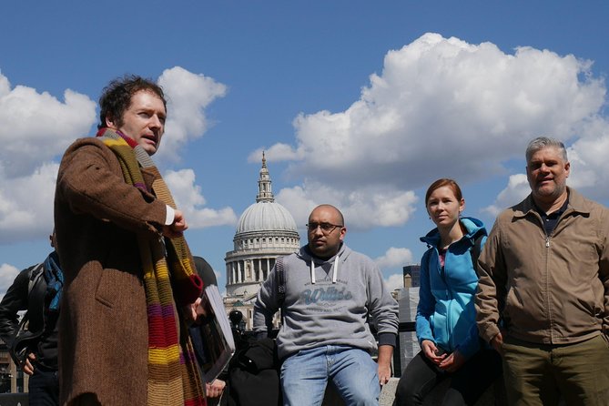 Doctor Who TV Locations Tour of London - Borough Market, Southwark, South Bank, and the London Eye photo break