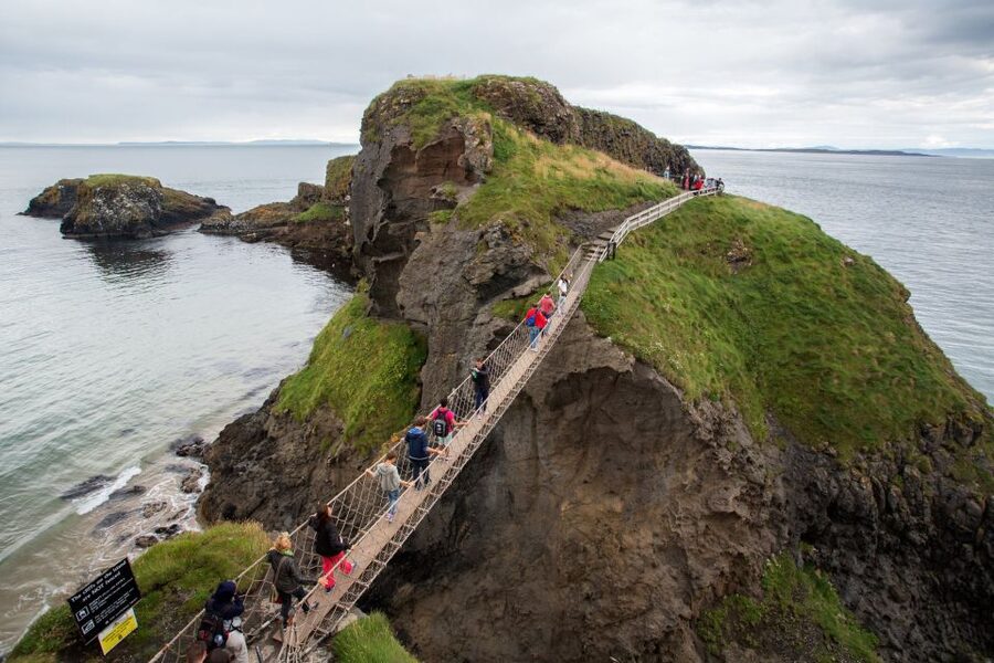 Dublin: Giant's Causeway & Glens of Antrim Day Tour - Leaving Dublin by Enterprise train: why that matters
