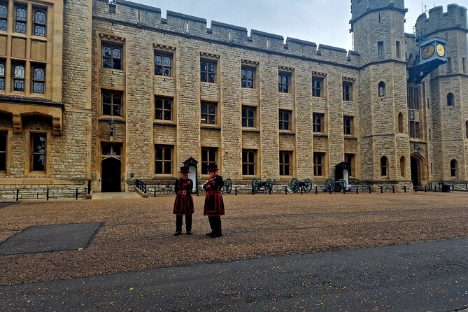 Easy Access Tower of London Crown Jewel Torture and Executions - Crown Jewels time: the Coronation Regalia at the heart