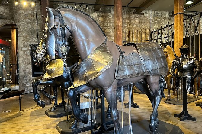 Easy Access Tower of London Crown Jewel Torture and Executions - Comfort, shoes, and weather in a fortress full of stairs