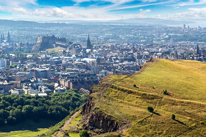 Edinburgh: Arthur's Seat Hike with Local Guide - What to pack for Arthur’s Seat (so you don’t suffer for the photos)