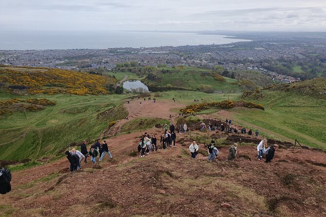 Edinburgh: Arthur's Seat Hike with Local Guide - The downhill portion: safety, footing, and a route you’ll feel in your knees