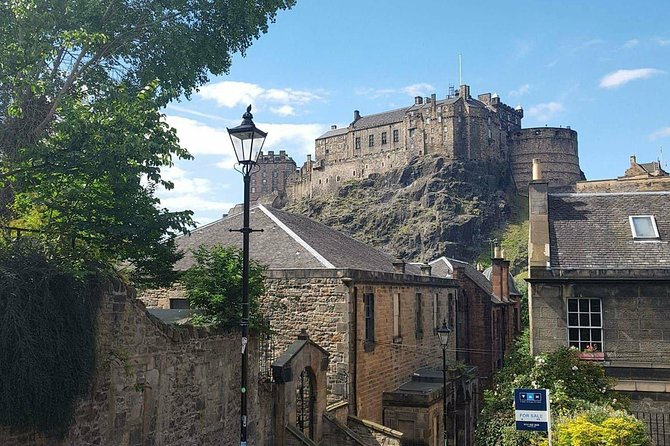 Edinburgh Castle Guided Walking Tour in English - Dress for wind and uneven ground, not comfort
