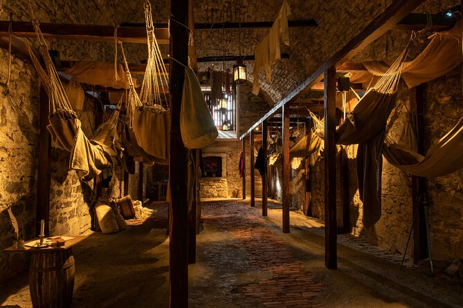 Edinburgh Castle: Guided Walking Tour with Entry Ticket - Should you book Edinburgh Castle guided walking tour with entry?