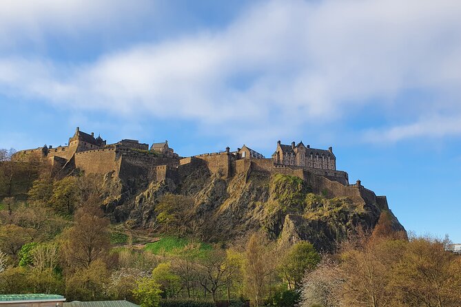 Edinburgh Castle Highlights Tour with Tickets, Map, and Guide - St. Margaret’s Chapel: Edinburgh’s oldest building moment