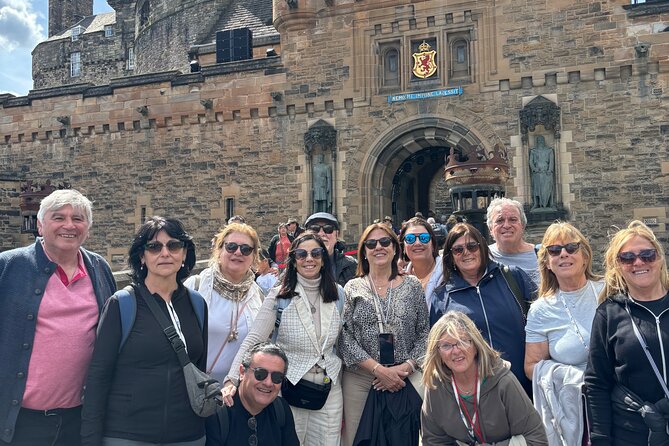 Edinburgh Castle & Royal Mile Walking Tour - Ticket Included - A Royal Mile Walk That Helps You Read the City