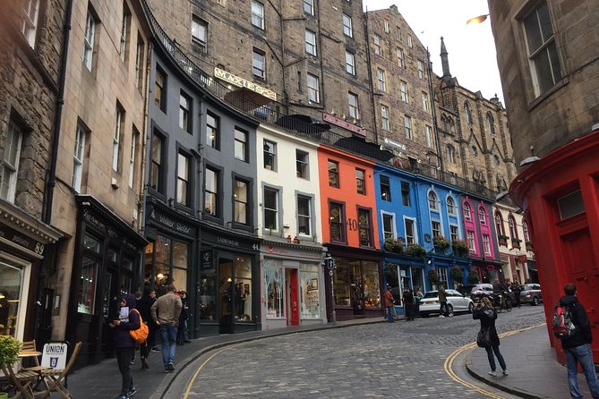 Edinburgh: History Lovers Old Town Walking Tour - How the Old Town Story Stays Fun Instead of Heavy