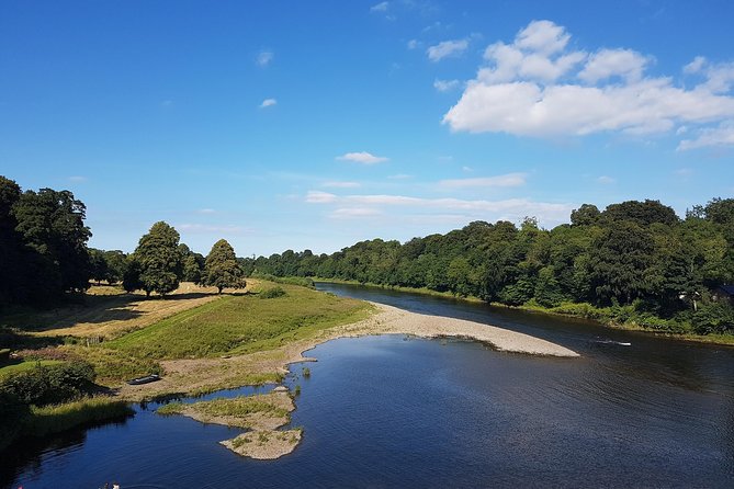 Edinburgh: Holy Island, Alnwick Castle & Kingdom of Northumbria - Coach comfort, long-day timing, and how to avoid getting cranky