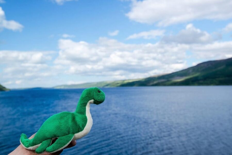 Edinburgh: Loch Ness, Scenic Walk, Glencoe & Whisky Day Tour - One van, 12 hours: what this day feels like