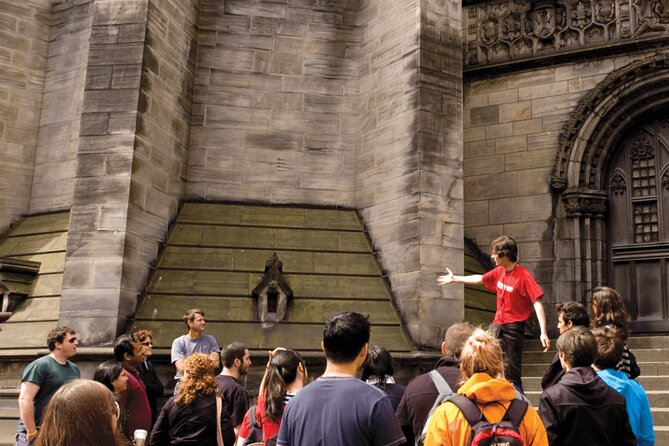 Edinburgh: Old Town's Highlights Walking Tour - Stop 4: The Grassmarket Square and the Past Under the Pubs
