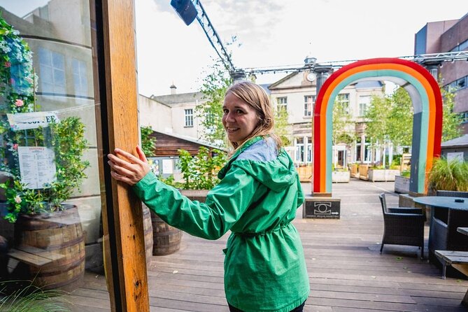 Edinburgh: Pubs & History Walking Tour with Beer Tasting - Cowgate pub culture and your first guided tastings