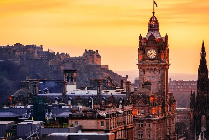 Edinburgh Rail Trip from London with Castle entry and Hop-on Hop-off bus - Holyrood Palace and the National Museum of Scotland: Two Worth Considering