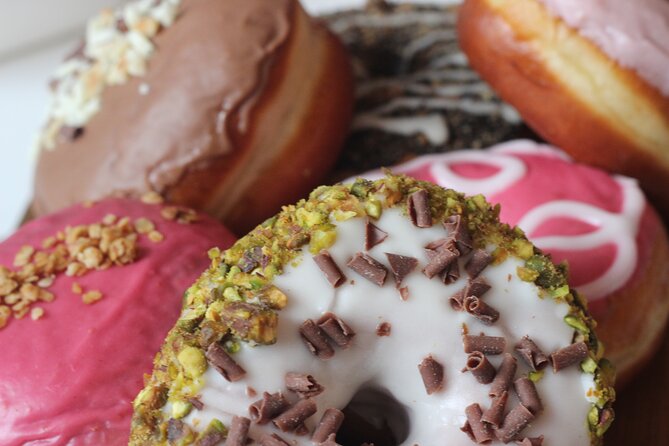 Edinburgh’s Donut & Pastry Experience with Underground Donut Tour - Scott Monument finish: big photos, famous writer vibes