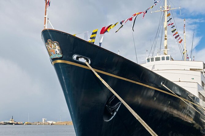 Edinburgh Shore Excursion: City Tour and Royal Yacht Britannia - The guides and the narration: why the ride matters