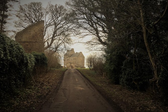 Edinburgh: The Outlander, Palaces & Jacobites Tour - Outlander and Jacobites Near Edinburgh, Packed Into One Efficient Day