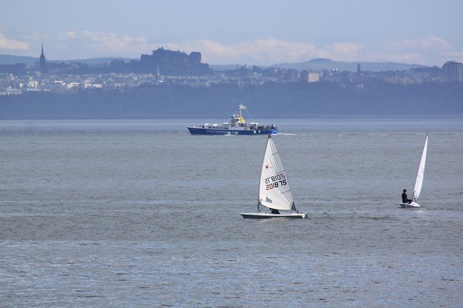 Edinburgh Three Bridges Cruise - Wildlife Chances on the Firth of Forth