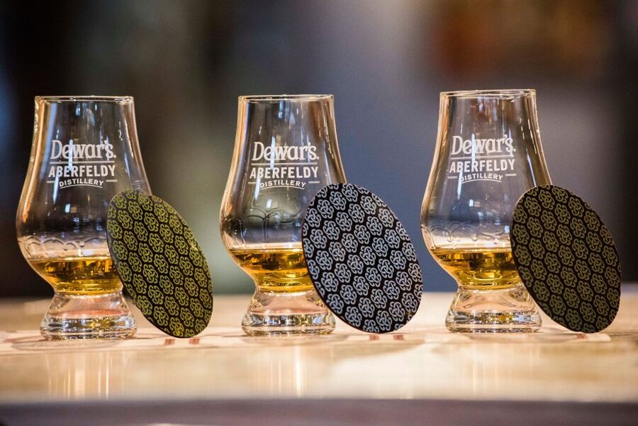 Edinburgh: Ultimate Whisky Experience - Aberfeldy lunch break: a small town reset between tastings