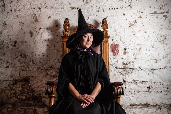 Edinburgh: Witches & Haunted History Walking Tour - Witches well, Upper Bow, and Victoria Street characters in motion