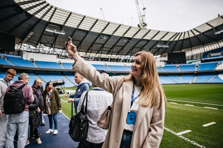 Etihad Stadium: The Manchester City Stadium Tour - Walking down the tunnel to the sound of the crowd