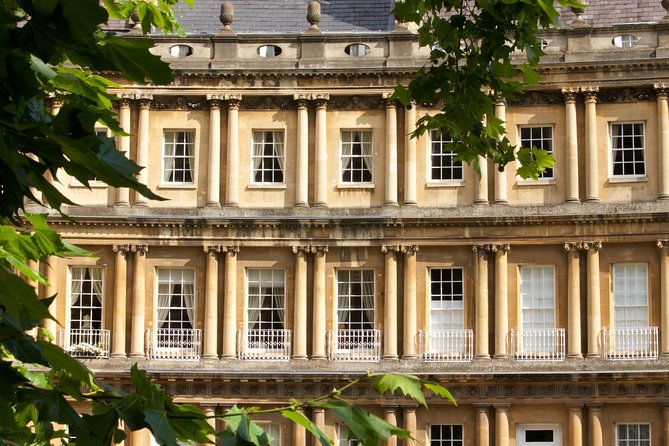 Exceptional Bath tour guide making your visit splendidly memorable. - Key highlights you will feel right away