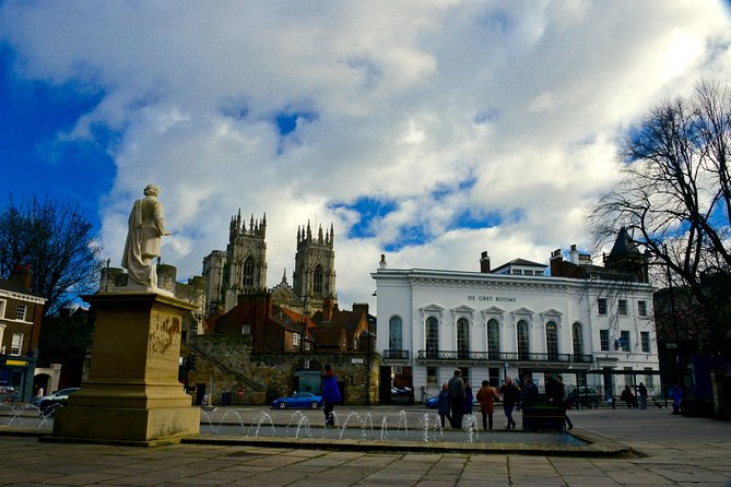 Exclusive York - Private Personally-Designed Walking Tour - Exhibition Square: the best views are literally built into the layout