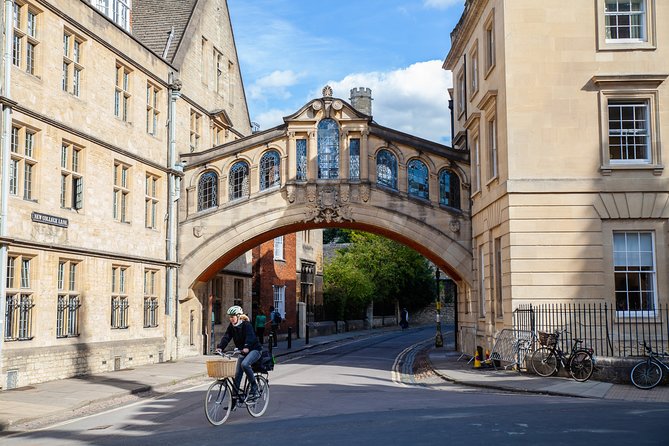 Extended: Oxford University & City Tour With Christ Church - New College, All Souls, and St Mary the Virgin: tradition you can actually read