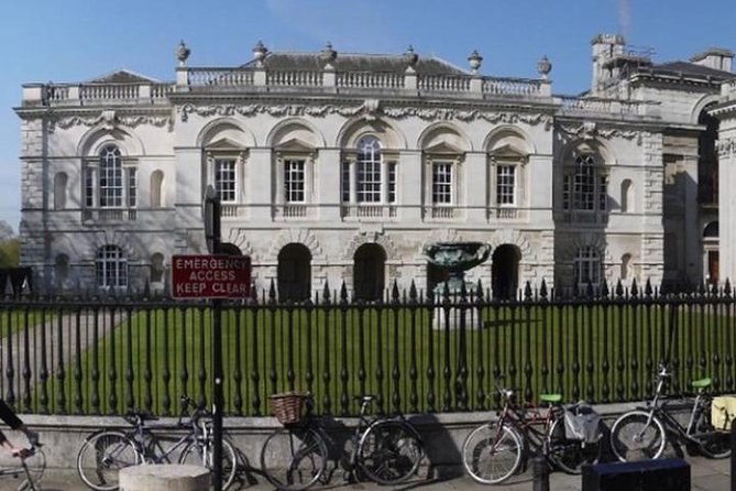 Former Student’s Cambridge Colleges: An Outdoor Audio Tour - Trinity College: Great Gate photos and a quick architectural cue