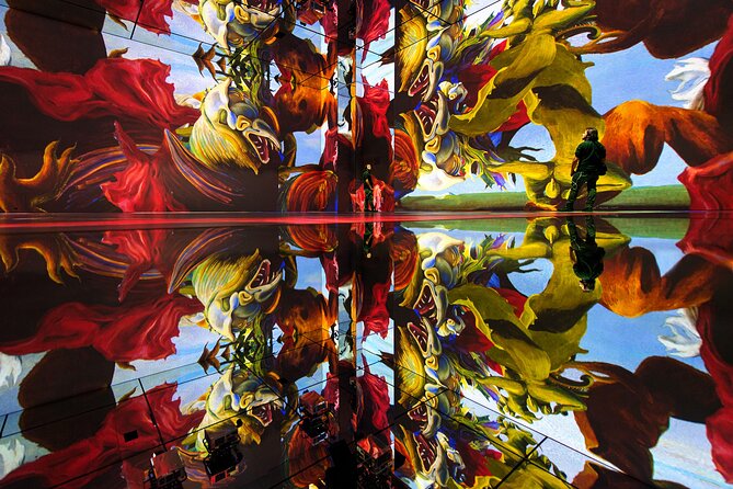 Frameless - Immersive Art Experience in London - The World Around Us: 360-degree cityscapes and seascapes