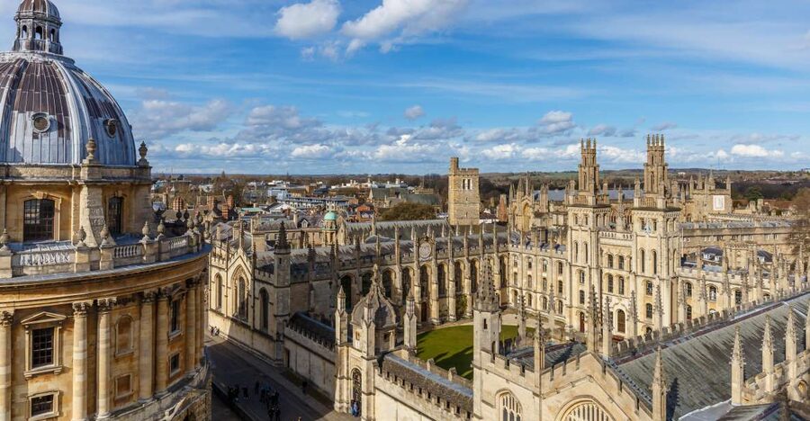 From Bath: Cotswolds and Oxford Full-Day Tour - Oxford university lookouts and Christ Church’s Great Hall