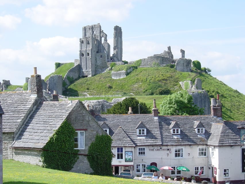 From Bournemouth: Jurassic Coast & Isle of Purbeck Day Tour - Guides, Driving, and How They Make the Day Feel Smooth