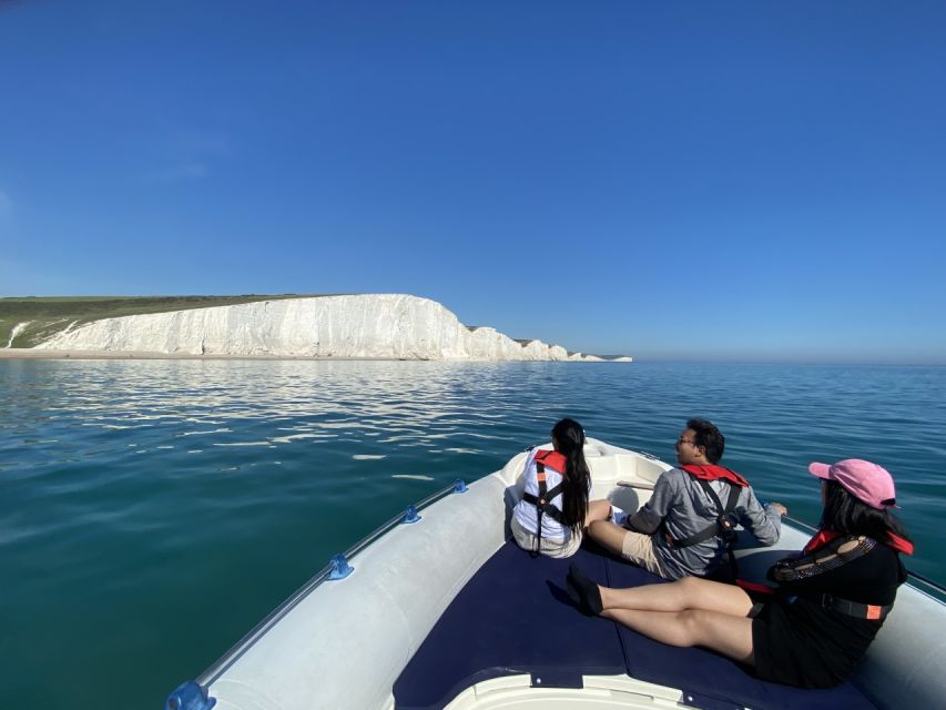 From Brighton: Seven Sisters Boat Tour - The 1.5 hour route, and what happens on the way