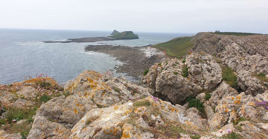 From Cardiff: Mumbles and Gower Peninsular Tour - The Mumbles Mile Walk, Pier, and Offshore Lighthouse