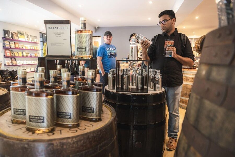 From Edinburgh: Full Day Scottish Highlands and Whisky Tour - Getting From Edinburgh to the Kelpies: Set Your Expectations for the Road