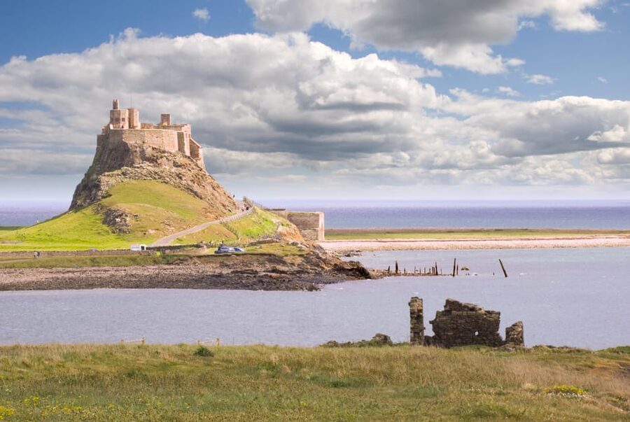 From Edinburgh: Holy Island, Alnwick Castle & Northumbria - Lindisfarne mead tasting and why the island feels quiet
